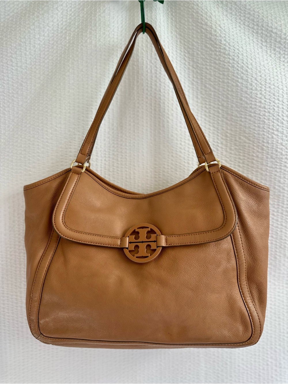 Tory Burch Amanda Easy Tote Tan Pebbled Leather Large Shoulder Handbag Logo